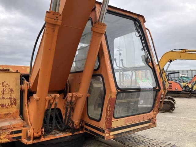 EXCAVATOR — Auction (lot 8459-89)