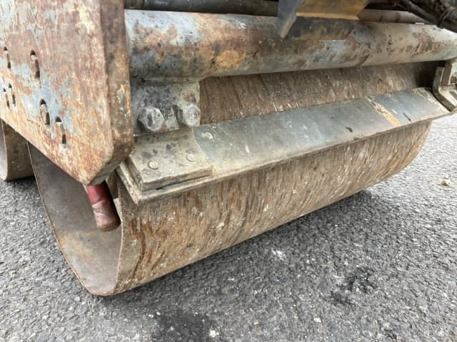 Hand Guided Roller — Auction (lot 8459-95)