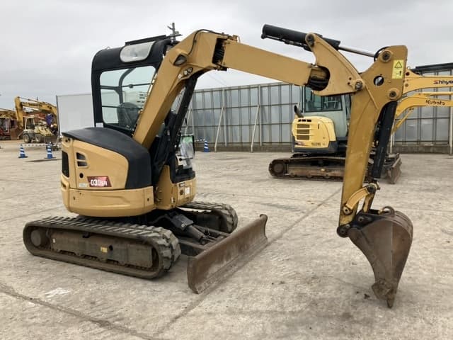 MINI EXCAVATOR — Auction (lot 8459-98)