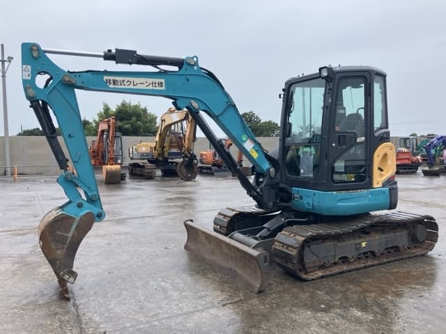MINI EXCAVATOR — Auction (lot 8460-104)