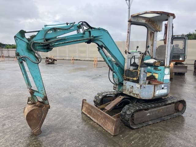 MINI EXCAVATOR — Auction (lot 8460-108)