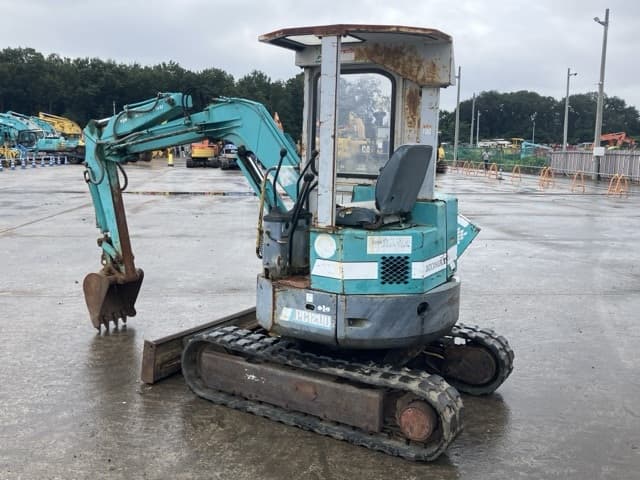 MINI EXCAVATOR — Auction (lot 8460-108)