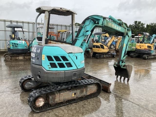 MINI EXCAVATOR — Auction (lot 8460-109)