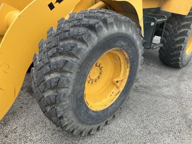 WHEEL LOADER — Auction (lot 8460-124)