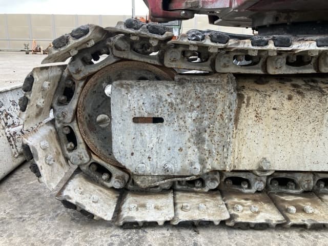 MINI EXCAVATOR — Auction (lot 8460-134)