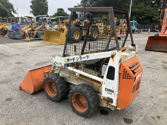 SKID STEER LOADER — Auction (lot 8460-135)