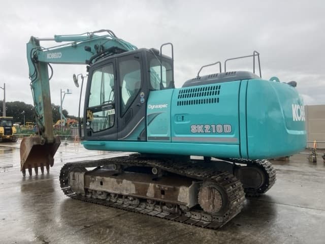 EXCAVATOR — Auction (lot 8460-137)