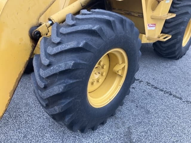 WHEEL LOADER — Auction (lot 8460-138)