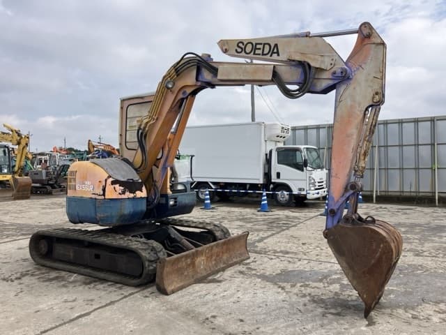 MINI EXCAVATOR — Auction (lot 8460-139)