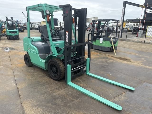 Forklift — Auction (lot 8460-14023)