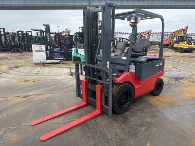 Battery Forklift — Auction (lot 8460-14024)