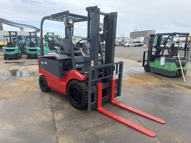 Battery Forklift — Auction (lot 8460-14024)