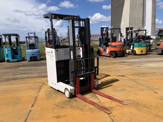Reach Forklift — Auction (lot 8460-14033)
