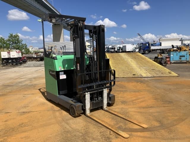 Reach Forklift — Auction (lot 8460-14034)
