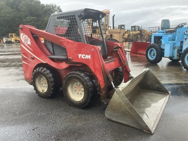 SKID STEER LOADER — Auction (lot 8460-141)