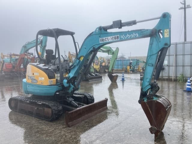 MINI EXCAVATOR — Auction (lot 8460-148)
