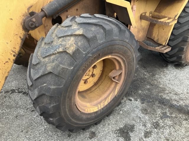 MINI WHEEL LOADER — Auction (lot 8460-150)