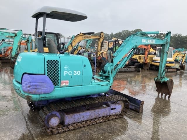 MINI EXCAVATOR — Auction (lot 8460-159)