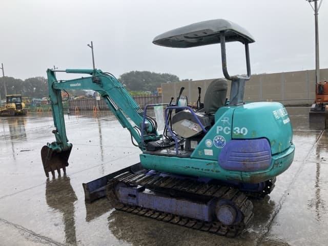 MINI EXCAVATOR — Auction (lot 8460-159)
