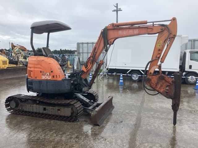 MINI EXCAVATOR — Auction (lot 8460-16)