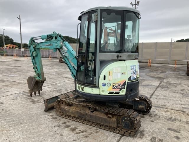 MINI EXCAVATOR — Auction (lot 8460-161)
