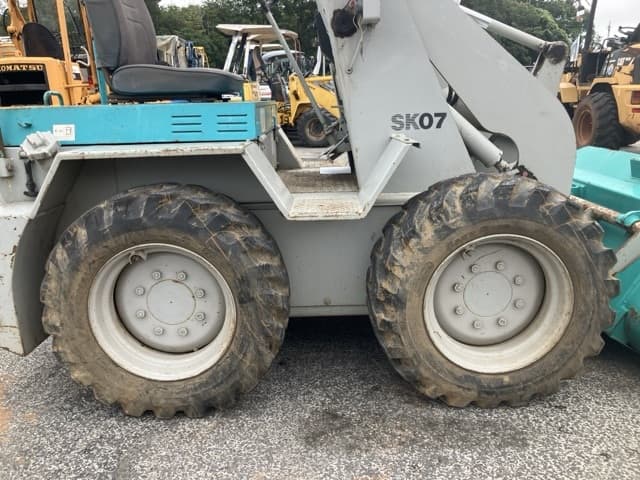 SKID STEER LOADER — Auction (lot 8460-168)