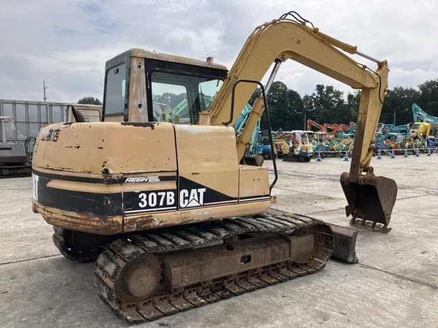 EXCAVATOR — Auction (lot 8460-169)