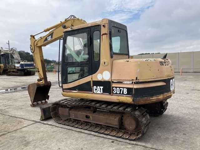 EXCAVATOR — Auction (lot 8460-169)
