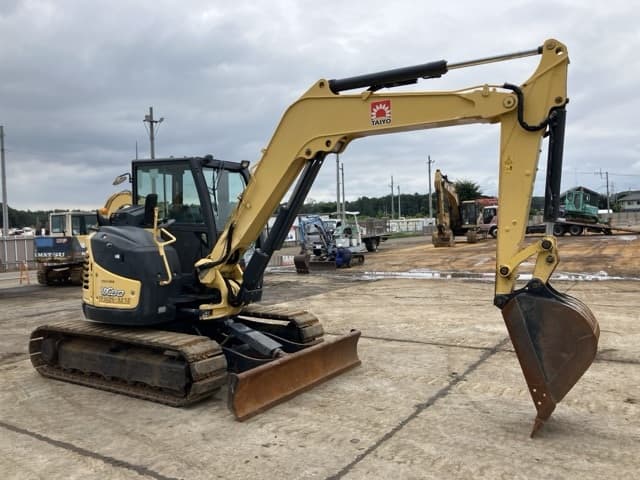 EXCAVATOR — Auction (lot 8460-172)