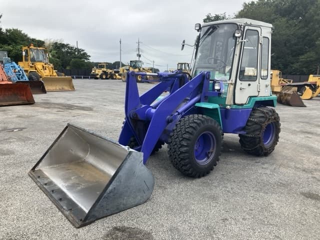 MINI WHEEL LOADER — Auction (lot 8460-176)