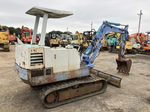 MINI EXCAVATOR — Auction (lot 8460-180)