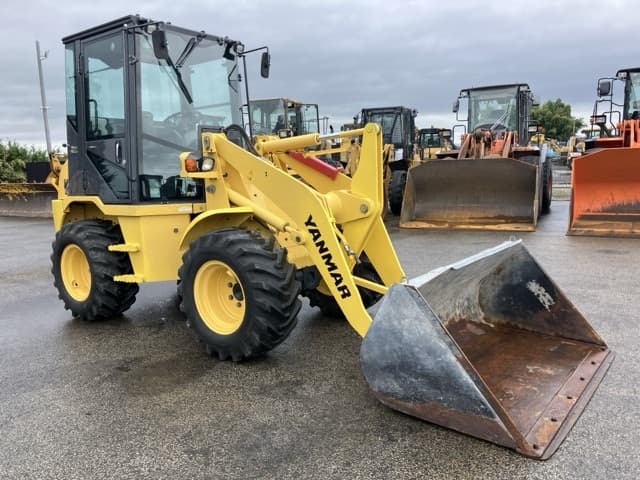 MINI WHEEL LOADER — Auction (lot 8460-189)
