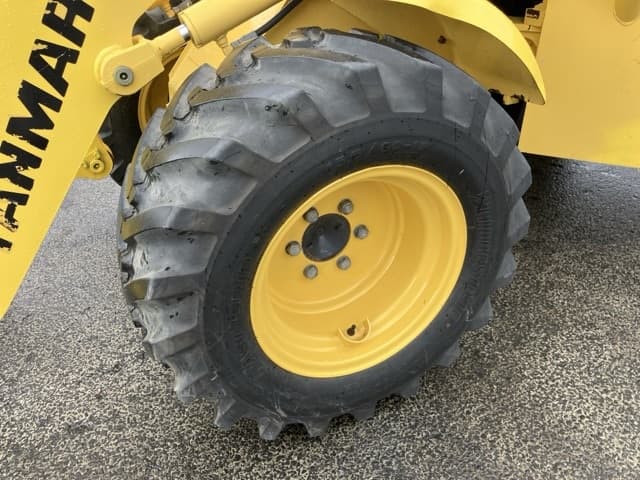 MINI WHEEL LOADER — Auction (lot 8460-189)