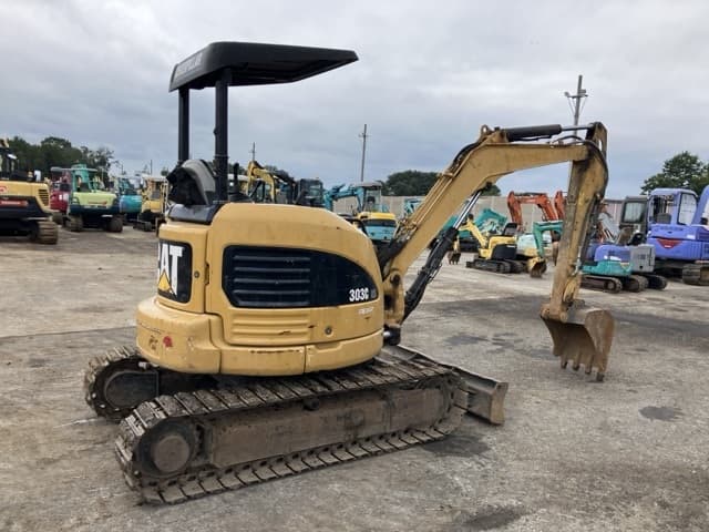 MINI EXCAVATOR — Auction (lot 8460-191)