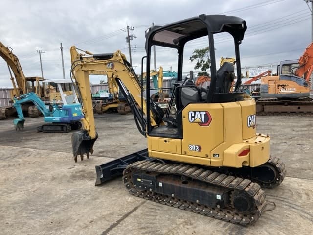 MINI EXCAVATOR — Auction (lot 8460-193)