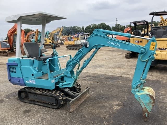MINI EXCAVATOR — Auction (lot 8460-195)