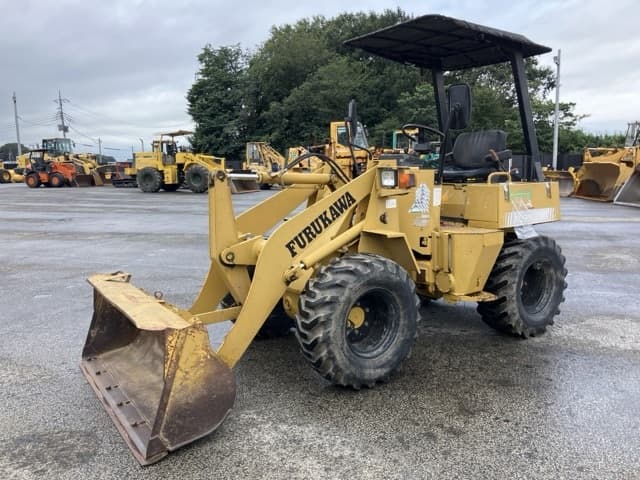 MINI WHEEL LOADER — Auction (lot 8460-199)