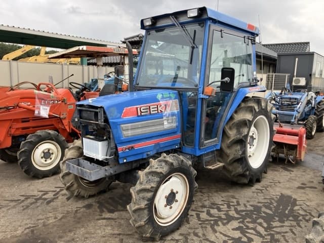 Tractor — Auction (lot 8460-2001)