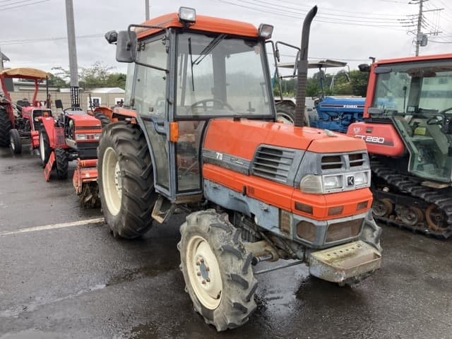 Tractor — Auction (lot 8460-2014)