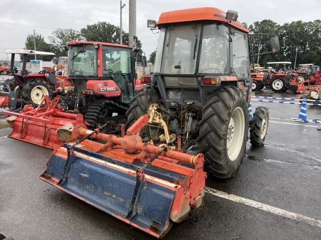 Tractor — Auction (lot 8460-2014)