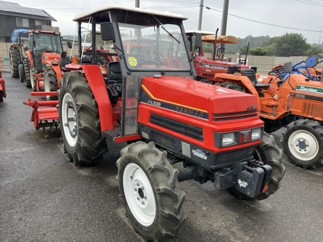 Tractor — Auction (lot 8460-2022)