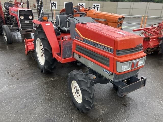 Tractor — Auction (lot 8460-2024)