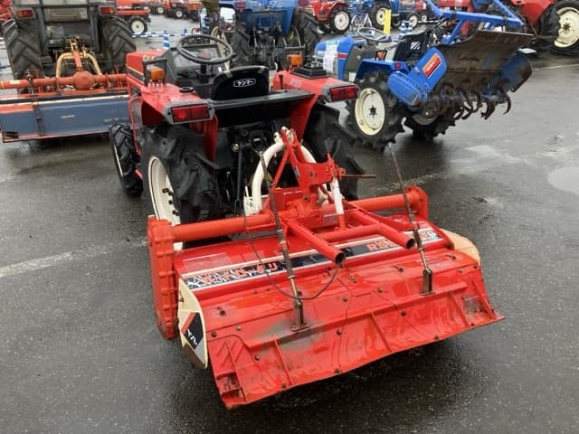 Tractor — Auction (lot 8460-2024)