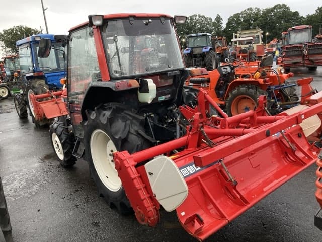 Tractor — Auction (lot 8460-2028)