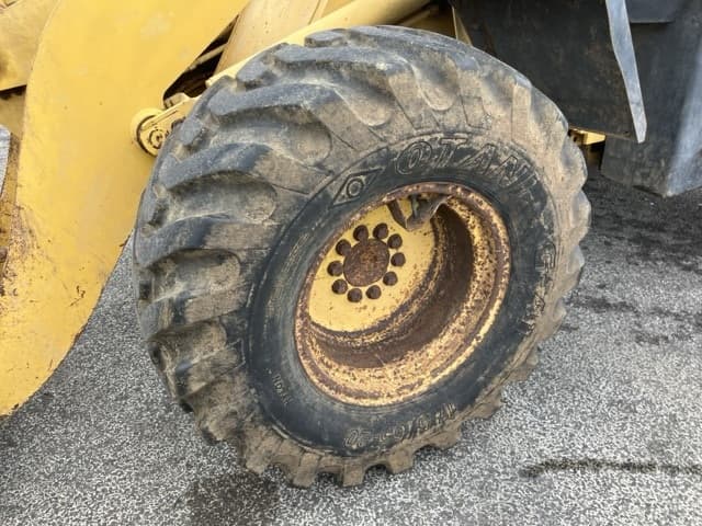 WHEEL LOADER — Auction (lot 8460-203)