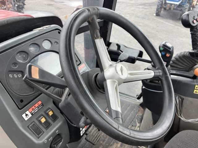 Tractor — Auction (lot 8460-2030)
