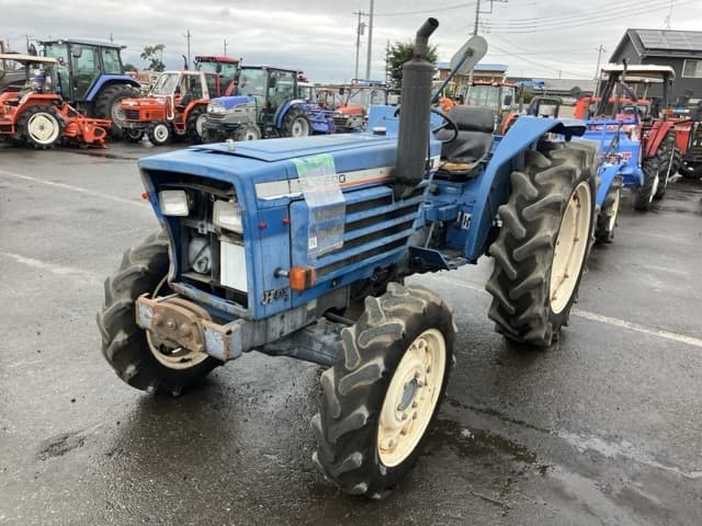 Tractor — Auction (lot 8460-2033)