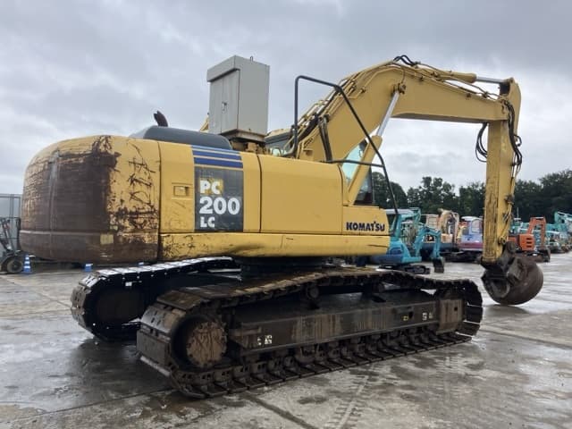 EXCAVATOR — Auction (lot 8460-204)