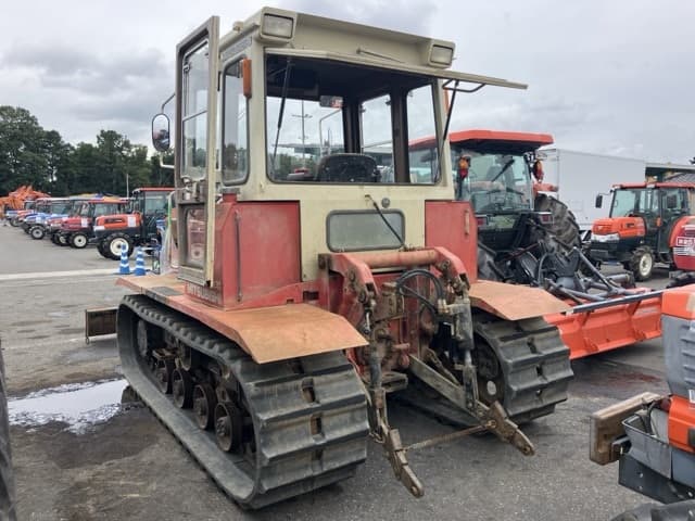 Tractor — Auction (lot 8460-2042)