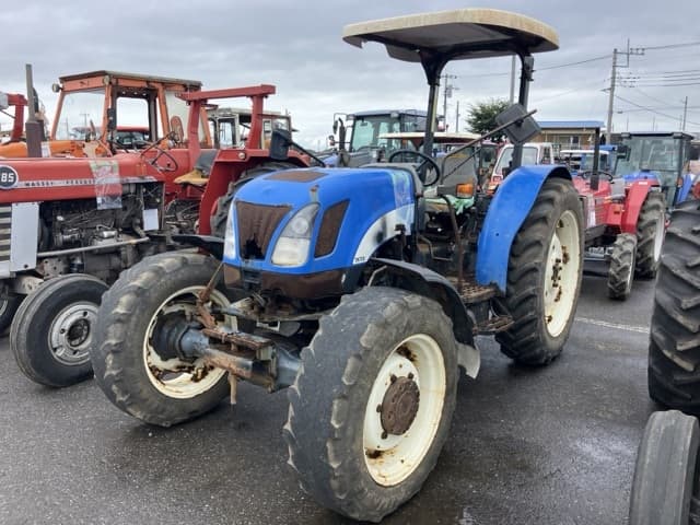 Tractor — Auction (lot 8460-2043)